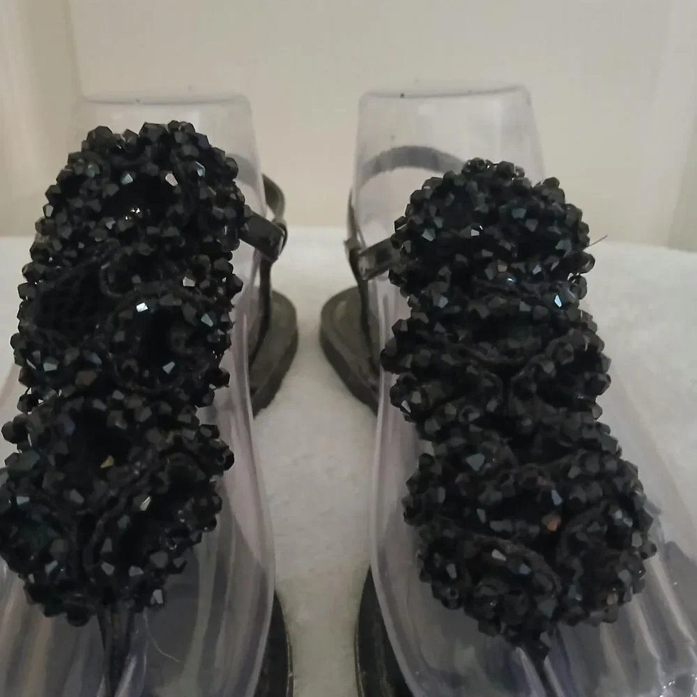 Y2K Vintage Mcbling Gianni Bini Black Beaded Cluster Flat Thong Sandals Festival